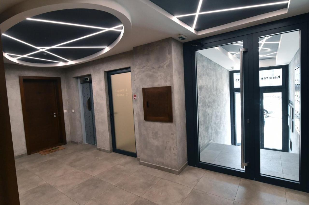Ferienwohnung Tayson Square Dorcol New Location Free Garage Belgrad Exterior foto